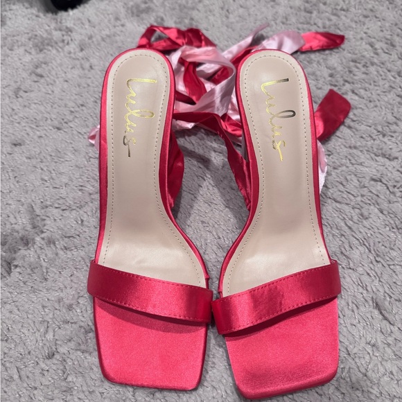 Lulu's Fuchsia Satin Heels - Picture 1 of 4